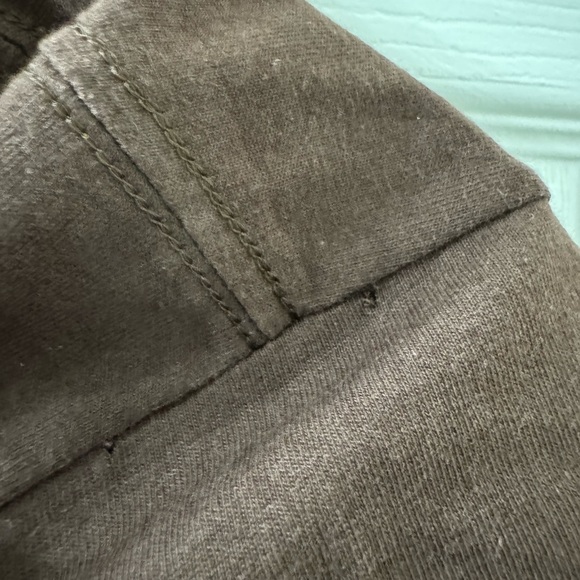 SOLD 🤎 Vintage Gama Go Brown T-Shirt - Robot Dragon Playing Drums - Medium - Picture 5 of 8